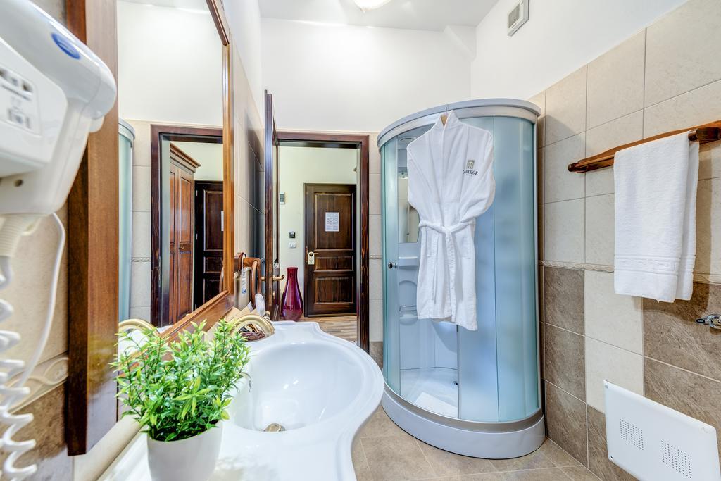 Karlhof Hotel Sebes  Ngoại thất bức ảnh
